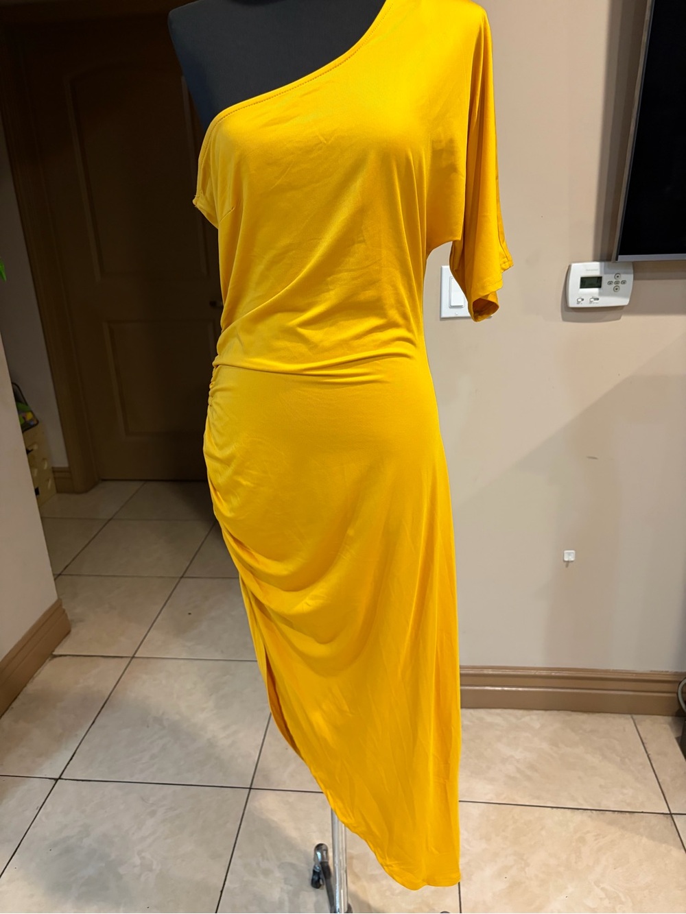 One-Shoulder Yellow Dress
